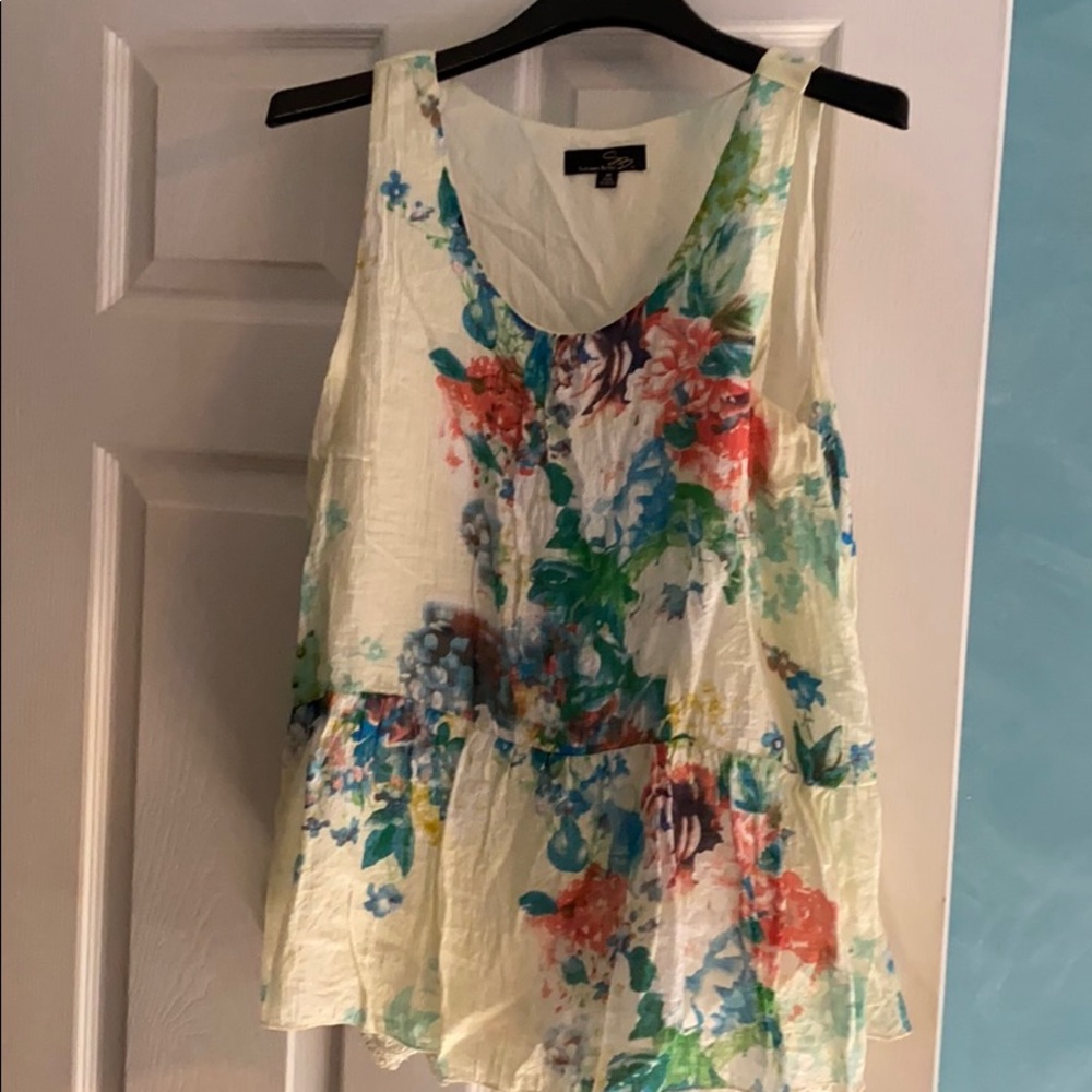 Adorable layered sleeveless top